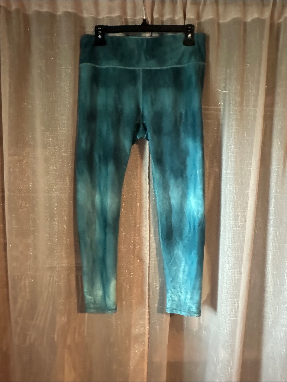 CALIA by Carrie Underwood Teal and Dark Teal Tie-Dye Leggings